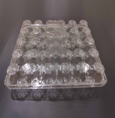 Egg tray with 30 eggs